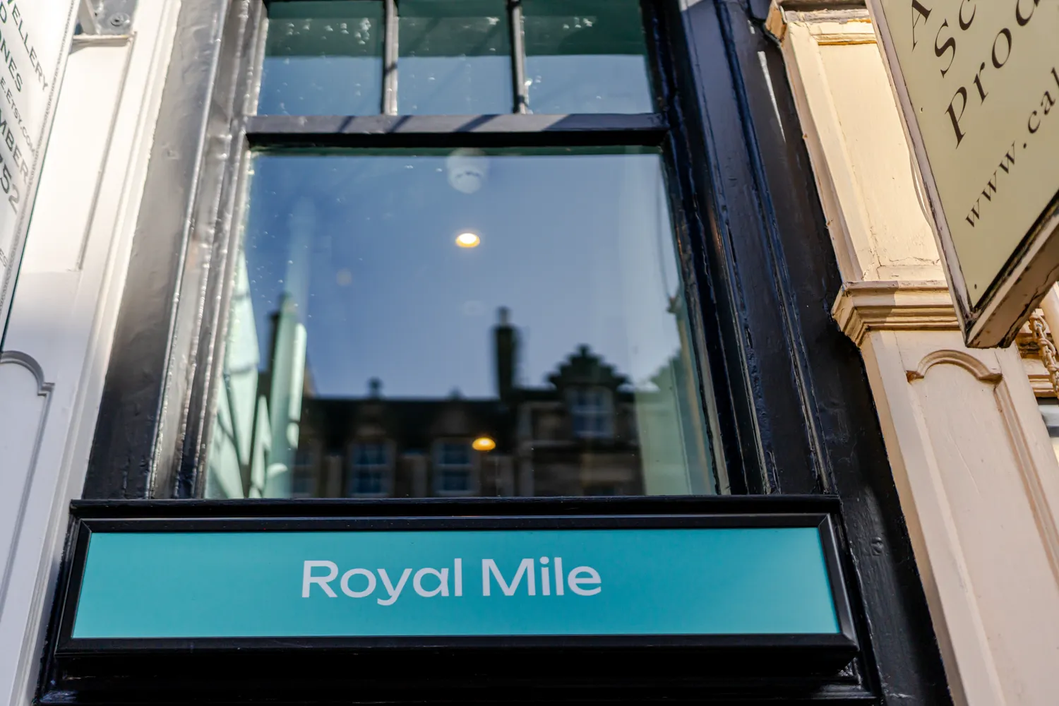 Royal Mile 93 High Street 24